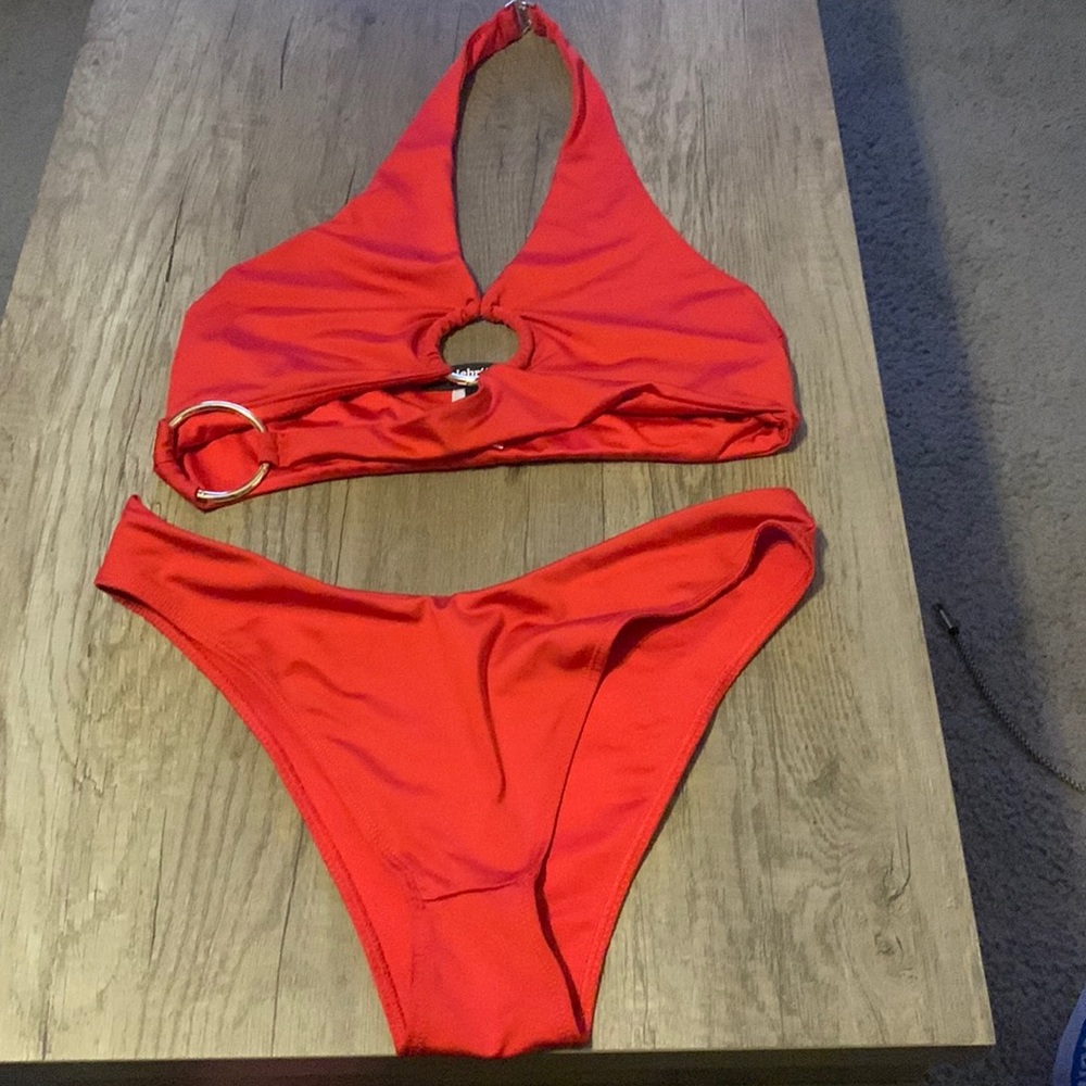 Bathing suit